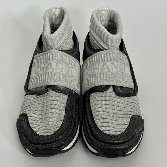 CHANEL Shoes - CHANEL Sneakers SZ 5